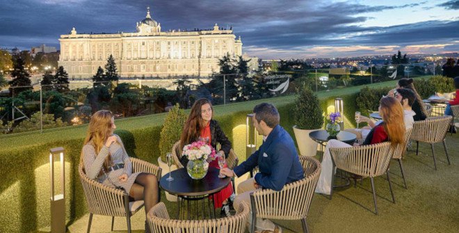 terraza_jardines_de_sabatinichotel_jardines_de_sabatini_03_0